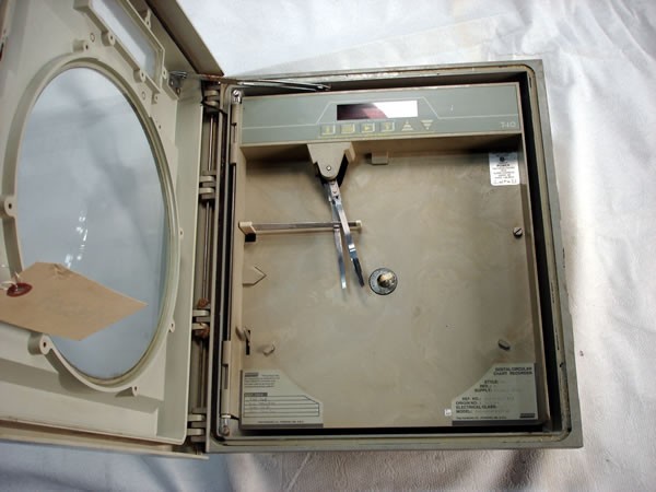 Foxboro Digital Circular Chart Recorder Model 740RA-A1333-AC