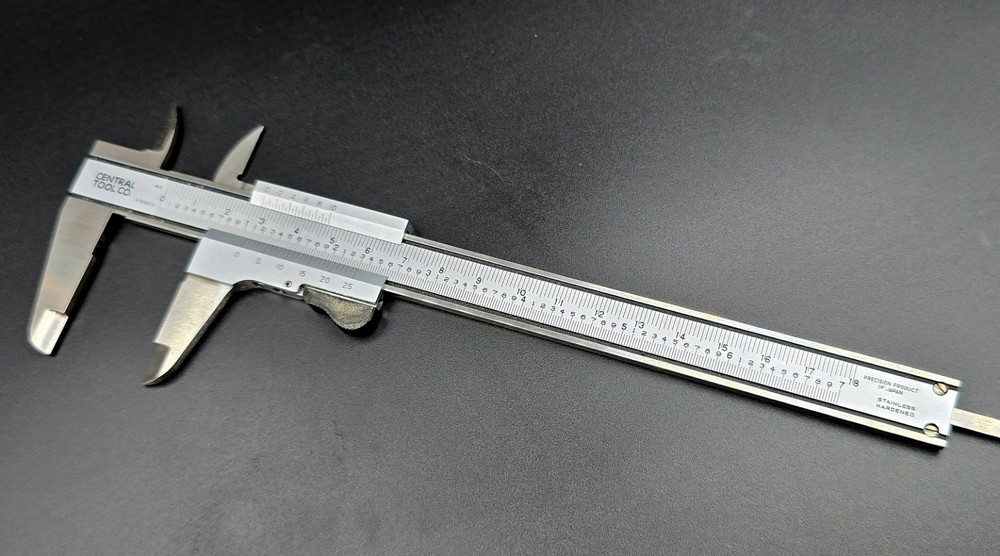C17 Central Tool Vernier Caliper Japan