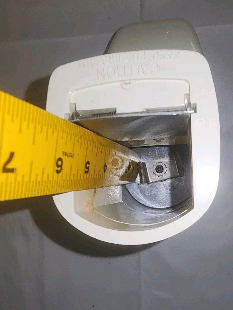 Oster Icer Ice Crusher Attachment Model 435 White