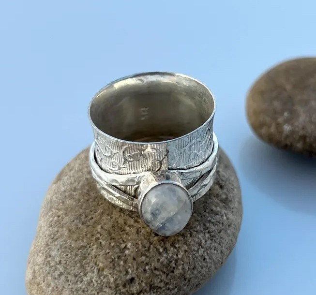 Solid 925 Sterling Silver Natural Rainbow Moonstone Boho Wide Band Spinner Ring