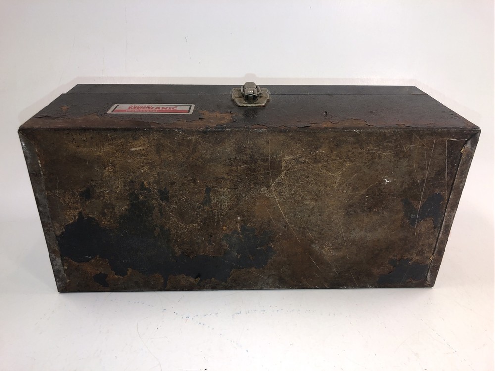 Vintage Rustic Master Mechanic Professional Tool Box With Tray