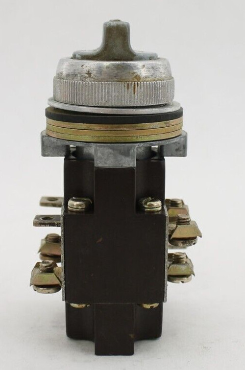 Sylvania 734G Contact Block with Selector Switch
