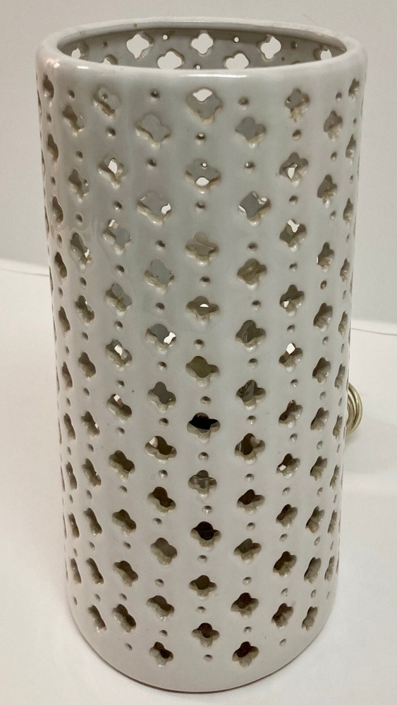 Pierced Pattern Ceramic Uplight