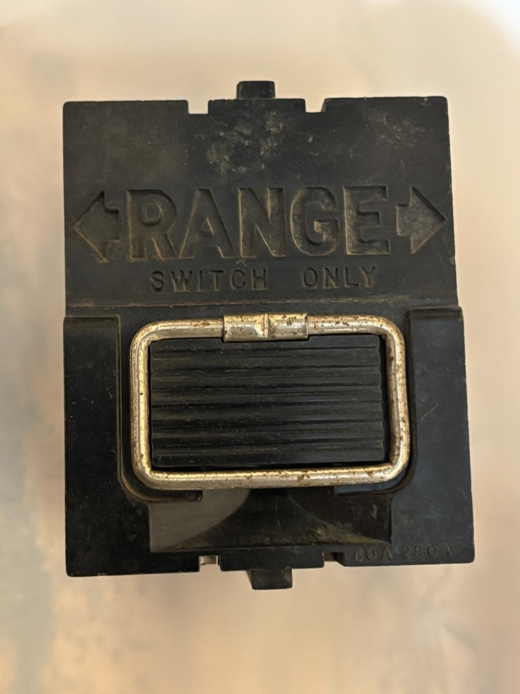 BULLDOG ELECTRIC 36145 60AMP RANGE  FUSE PANEL PULL OUT
