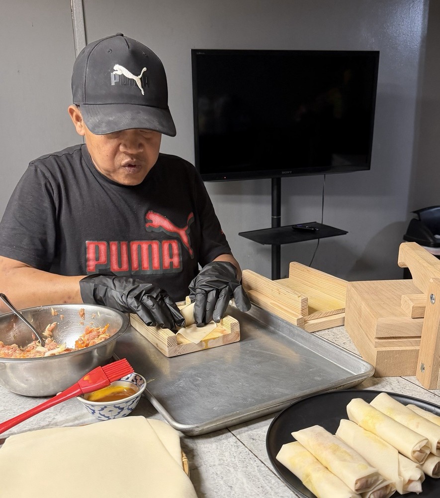 Egg Roll - Spring Roll Roller Board. 1 Size 4x9 (M)