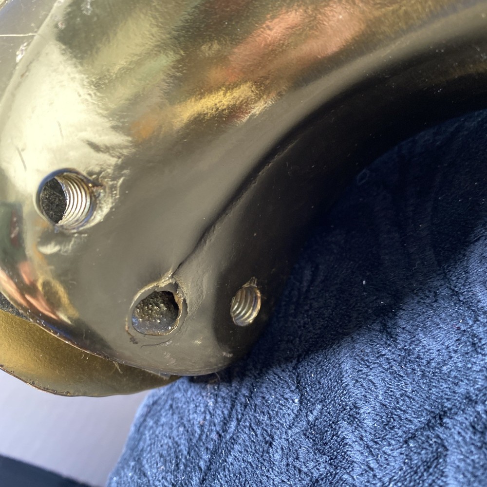 Brass colored claw table legs