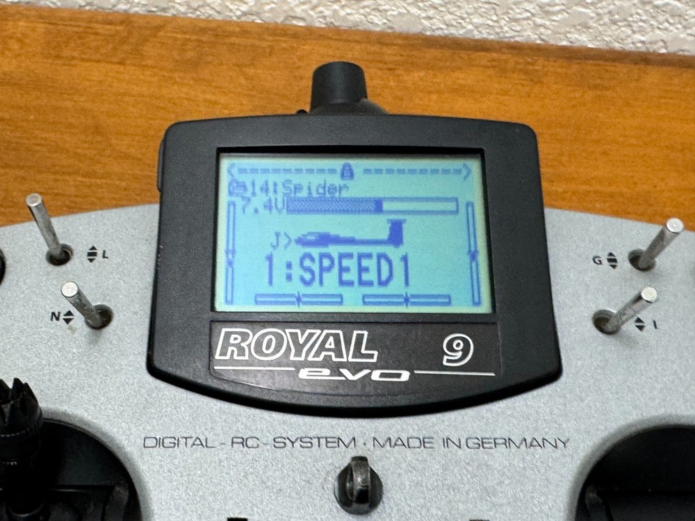 Multiplex Royal Evo 7 HFMS-72 Digital RC System Transmitter, No Antenna/Battery
