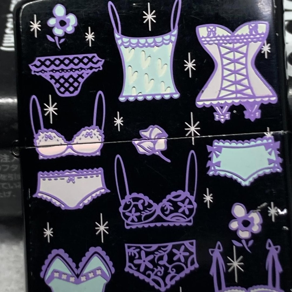 ZIPPO lighter, lingerie pattern, black, made in 2006