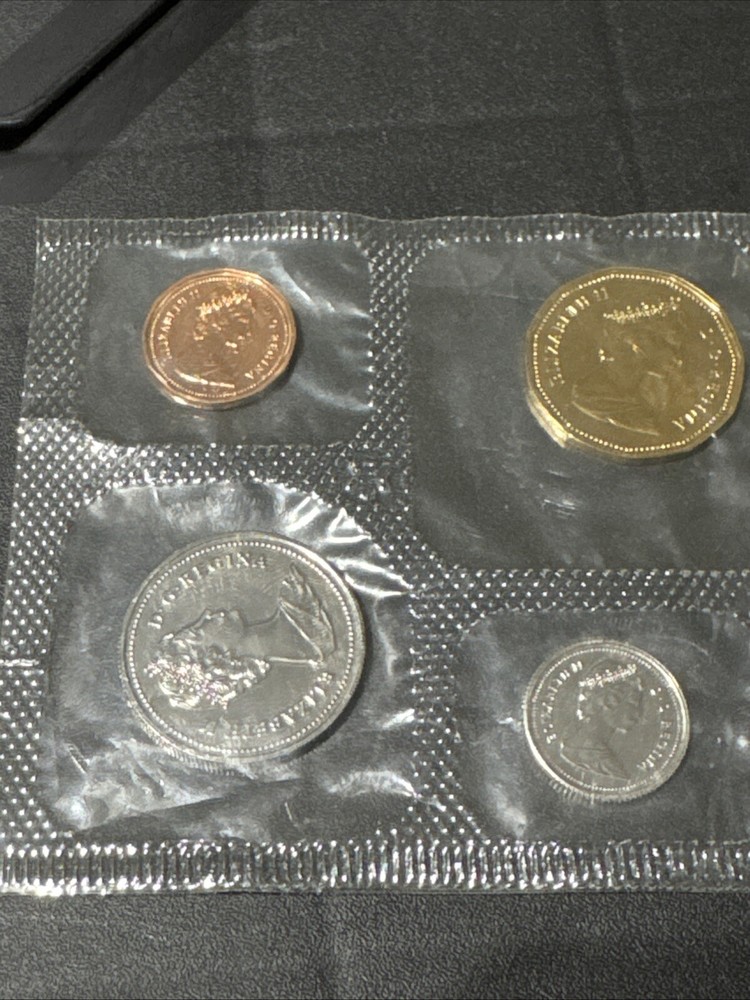 1993 Canada six coin mint set!