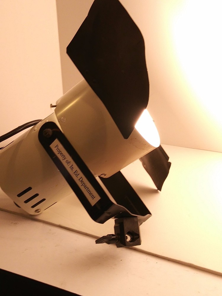 Smith Victor Lamp w/Barn Doors Q60 Video Lighting Unit
