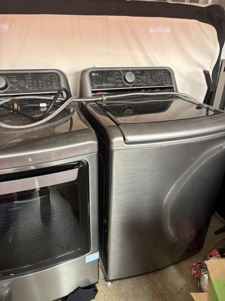LG Washer & Dryer Set