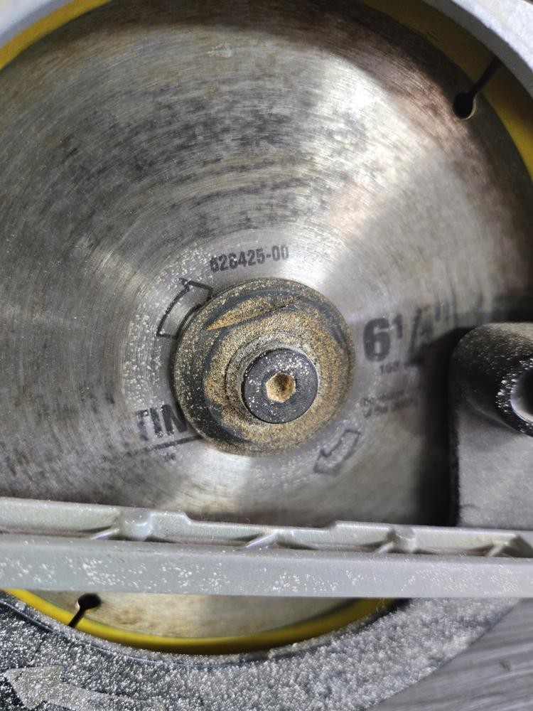 DEWALT DC390 (PSO040184)