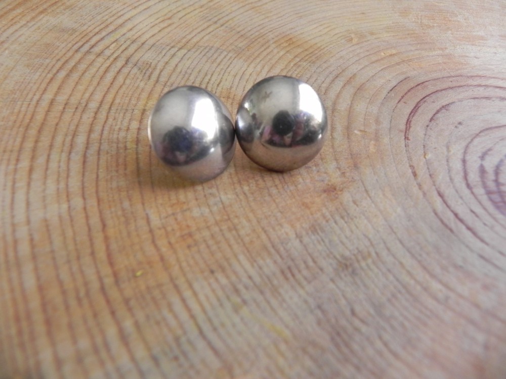 Sterling Silver Puffed Round Earrings Navajo