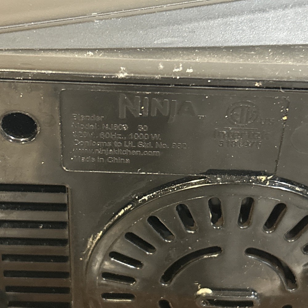 Ninja Professional Plus Food Processor 1000 Watts, 4 Functions, Silver, BASE!!