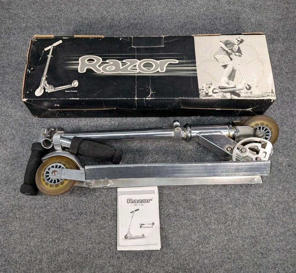 Razor MS130 B1 Scooter - Original 2000 Razor!