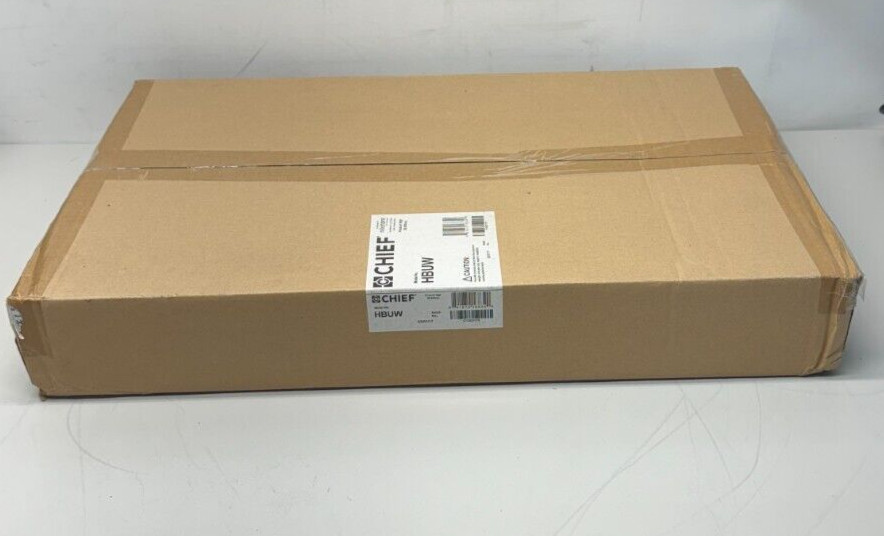 Chief HBUW Heavy Duty VCM Universal Interface Bracket in White