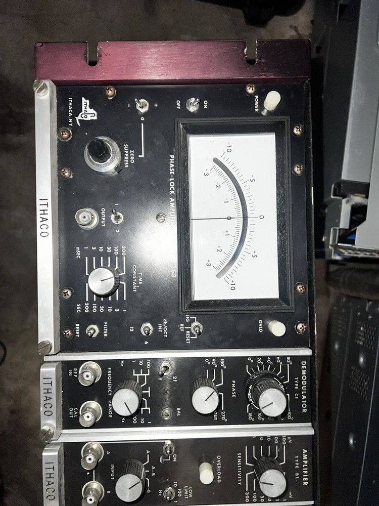 Ithaco Phase-Lock Amplifier Model 353