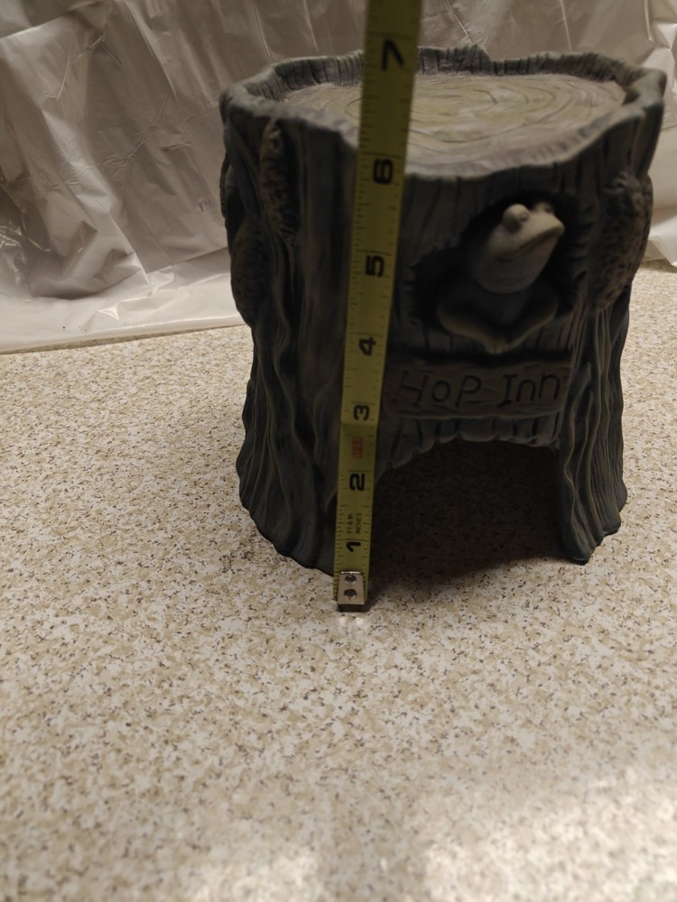 Ceramic Toad House Tree Stump