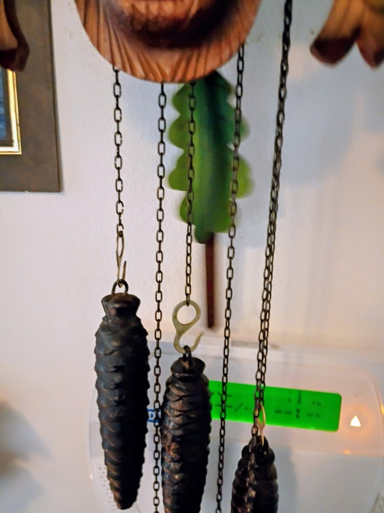 ANTIQUE MUSICAL HUNTER CUCKOO CLOCK...WORKING.... READ INFO