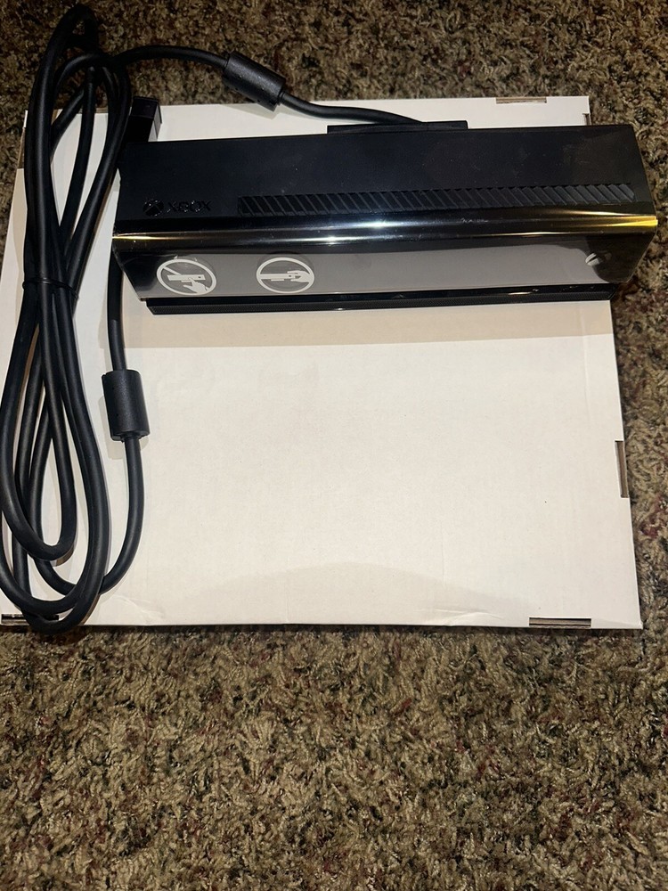Xbox One Kinect Sensor And Cords