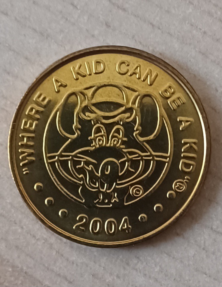 Rare 2004 Chuck E. Cheese's Token Old Mouse