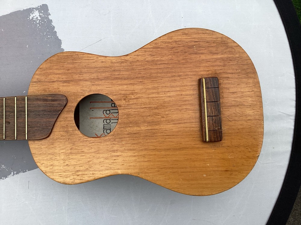 Vintage Kamaka Ukulele White Label