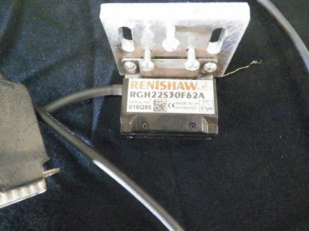 RENISHAW RGH22S30F62A CMM GLASS SCHALE READER, ENCODER WITH MOUNTING BRACHET