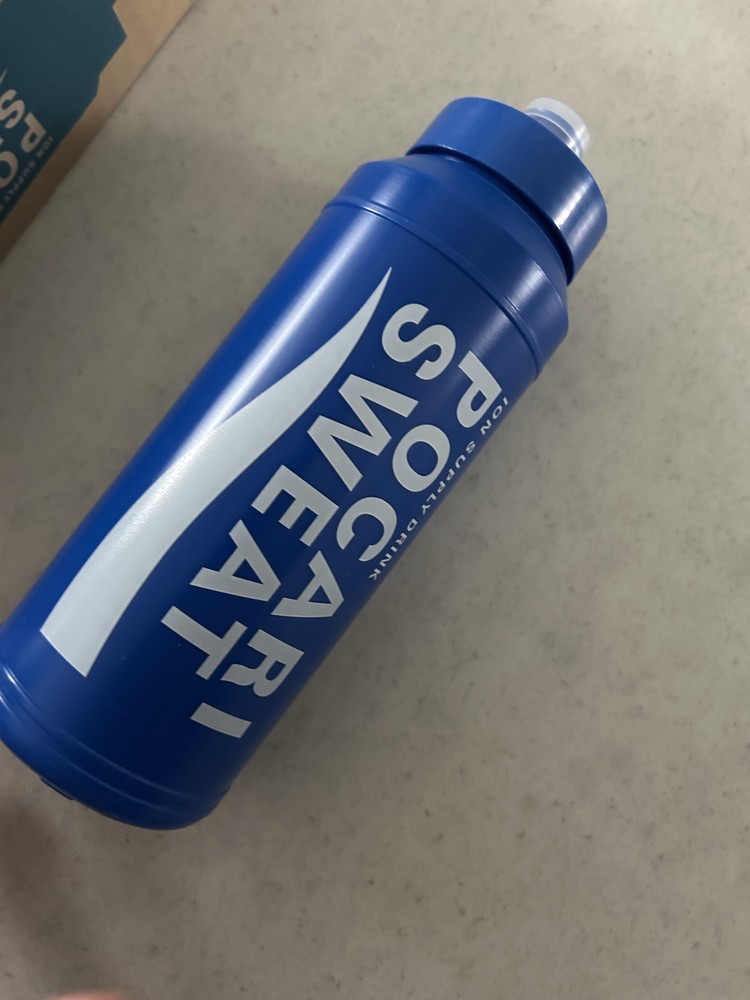 Pocari Sweat 700ml / 23.7oz