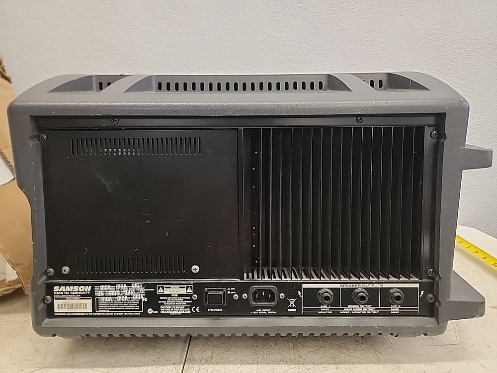 Samson XM410 400W Powered Mixer