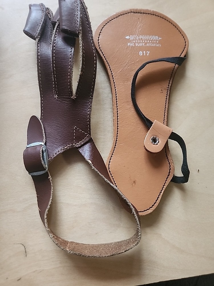 Vintage Ben Pearson armguard\glove combo