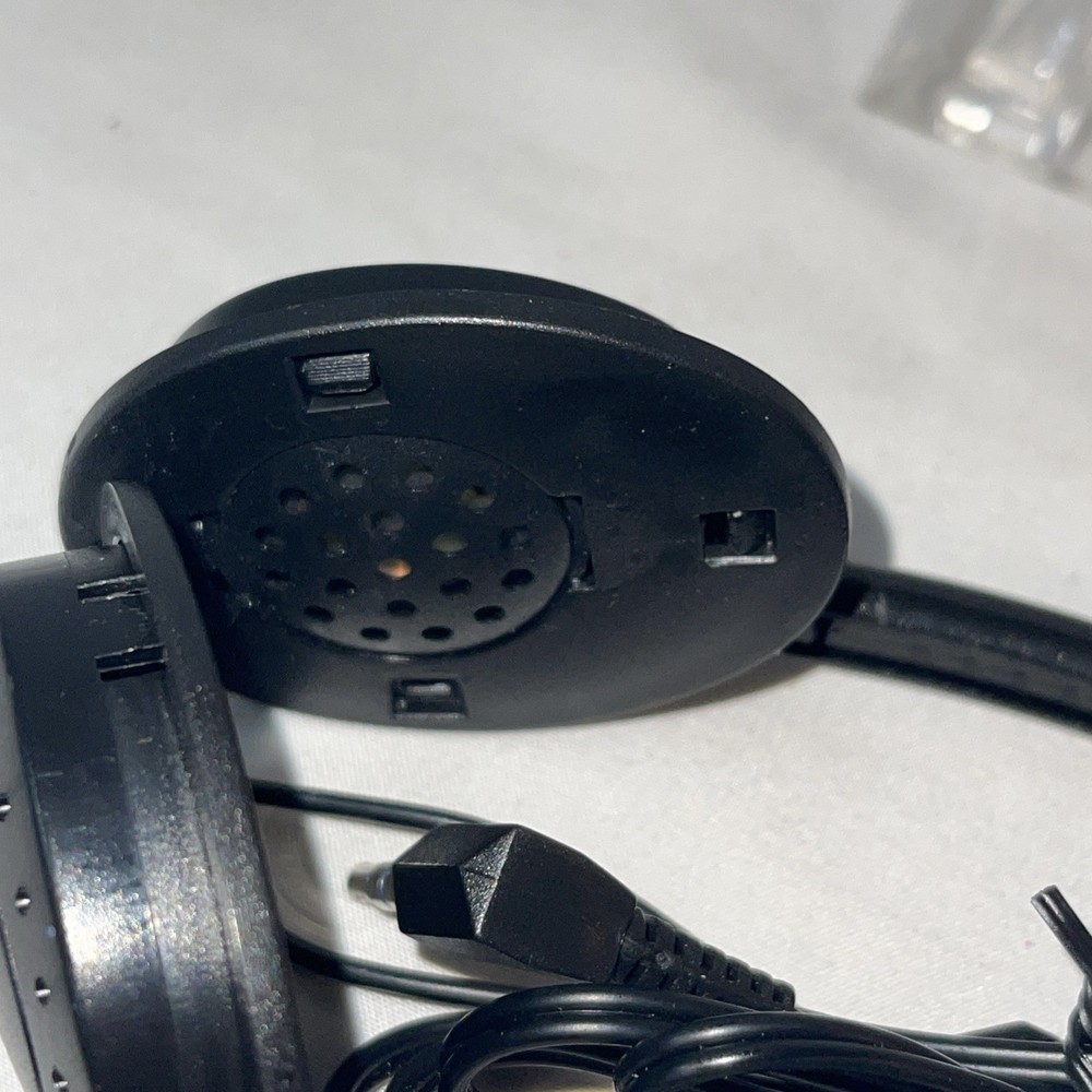 KLH Audio Systems AM-FM/CD Compact Player Working No Power Cable ￼