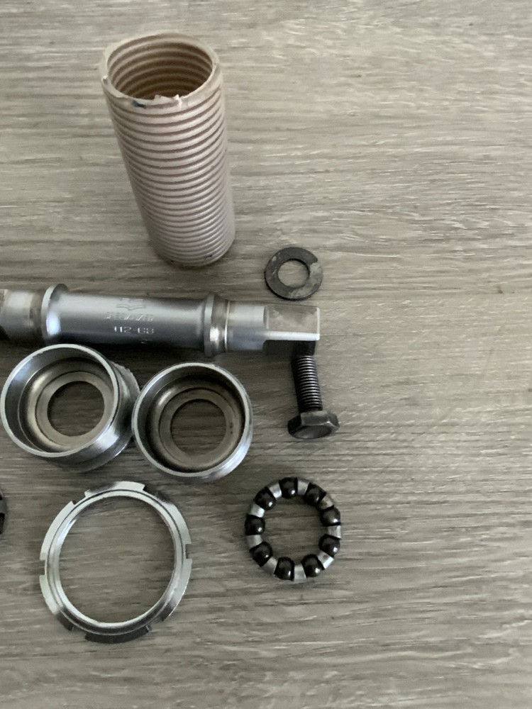 SHIMANO 600 BOTTOM BRACKET BRITISH THREADING 68-112 MM SPECIALIZED SPINDLE