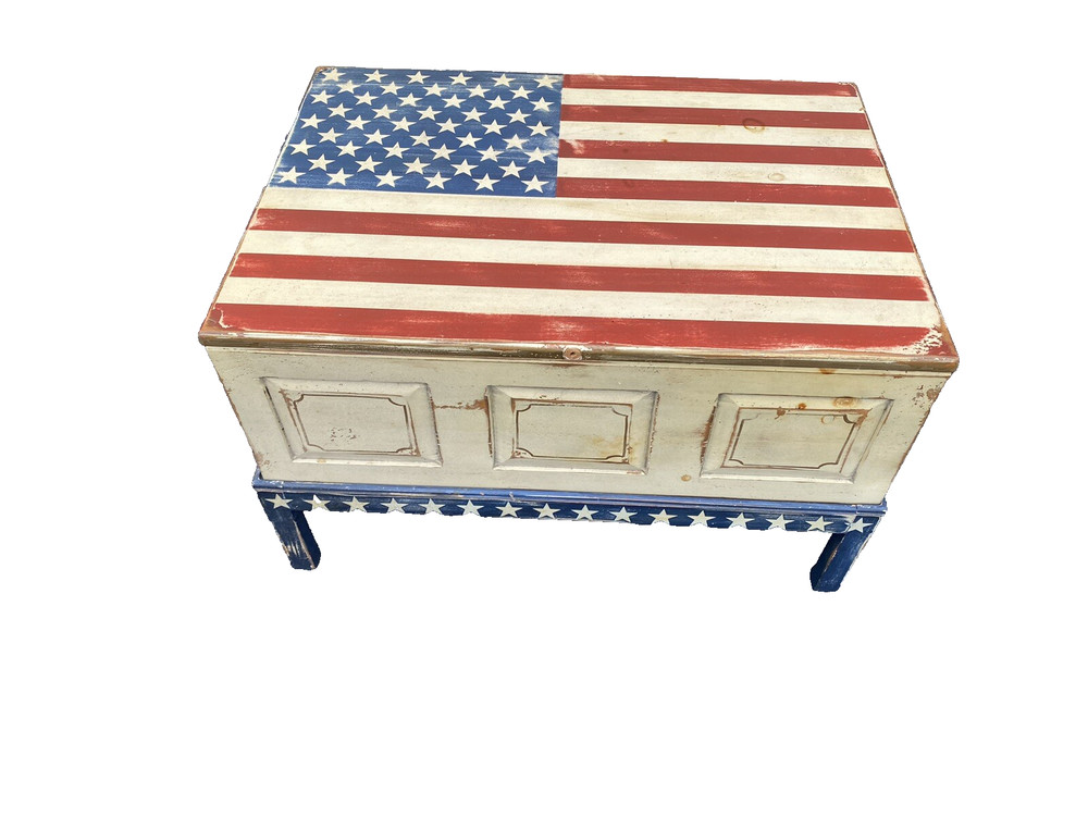 65174 Rustic Primative Coffee Table with STORAGE Americana Flag Design