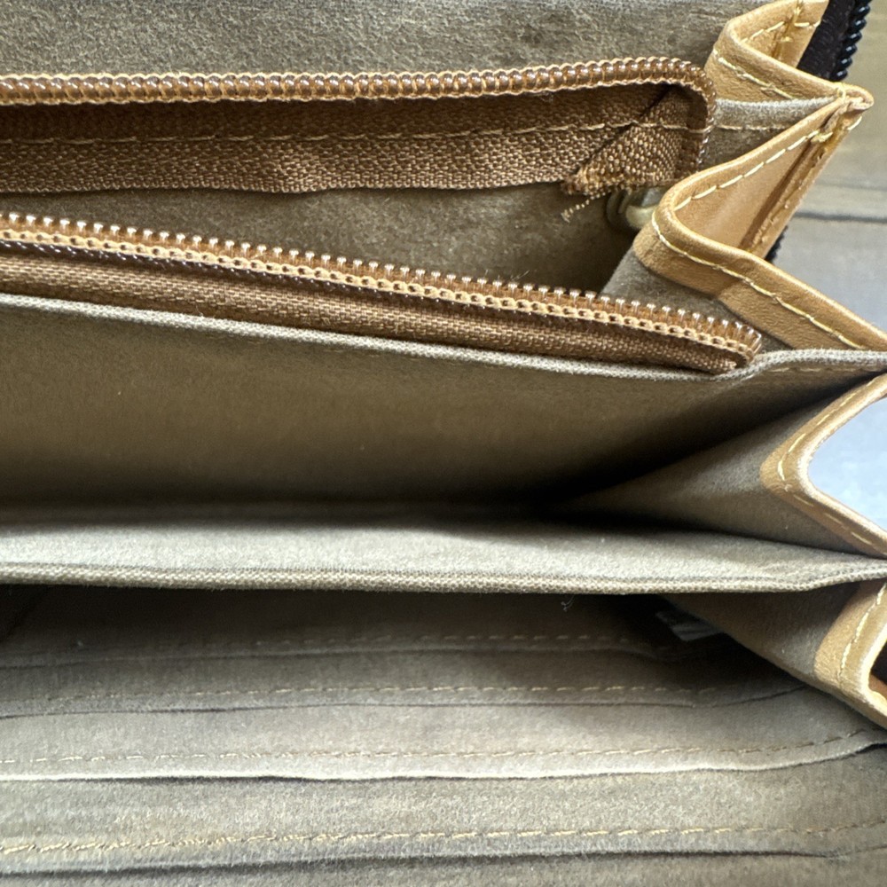 Rioni Signature Button Zip Wallet Brown