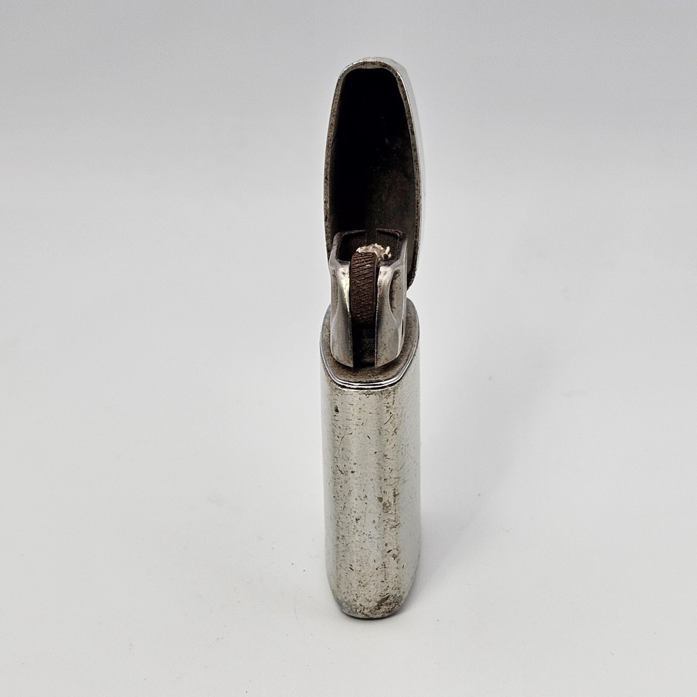 Vintage Ronson Typhoon British Empire Made Mid Century "Windproof" Lighter
