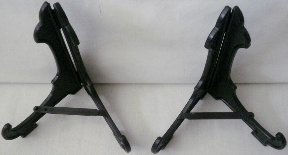 2 - 5” Black Plastic Folding Display Picture Plate Dish Easel Stand