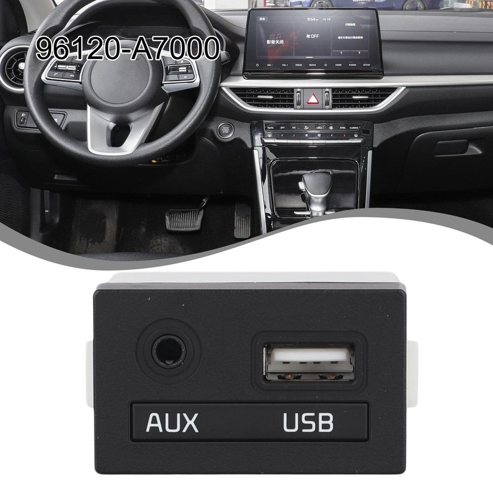 AUX USB Socket 96120-A7000 12V Voltage ABS Material Direct Installation