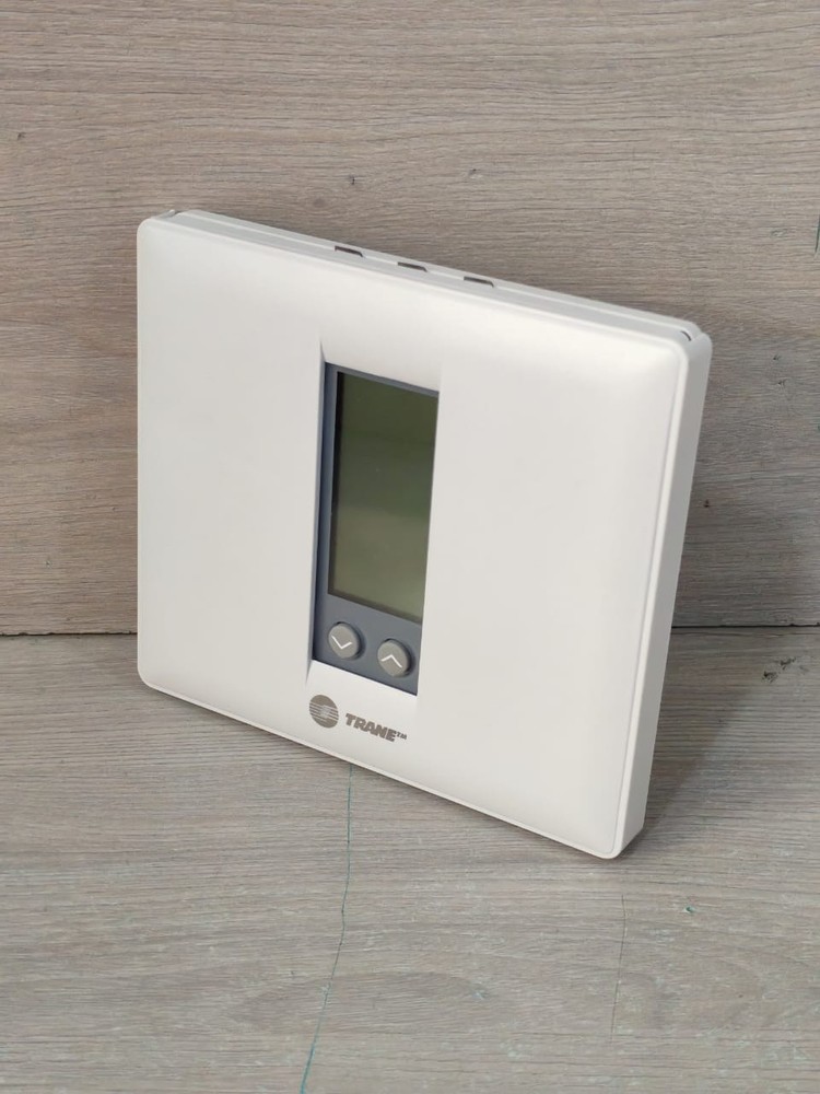 TRANE THT0150E ELECTRONIC THERMOSTAT MODULE REVERSIBLE PROGRAMMABLE