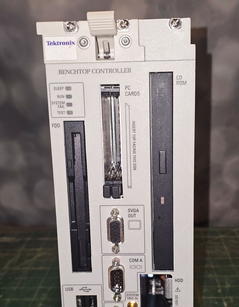 Tektronix Benchtop Controller, for TLA-720 (?)