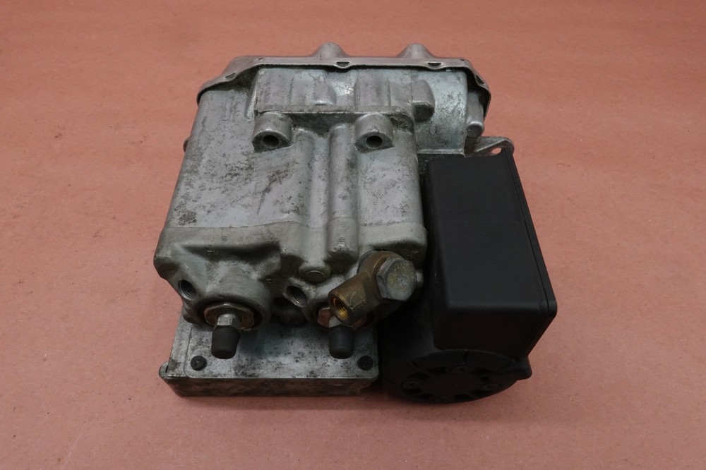 1993-2001 BMW R1100RS ABS Brake Pump Module Control