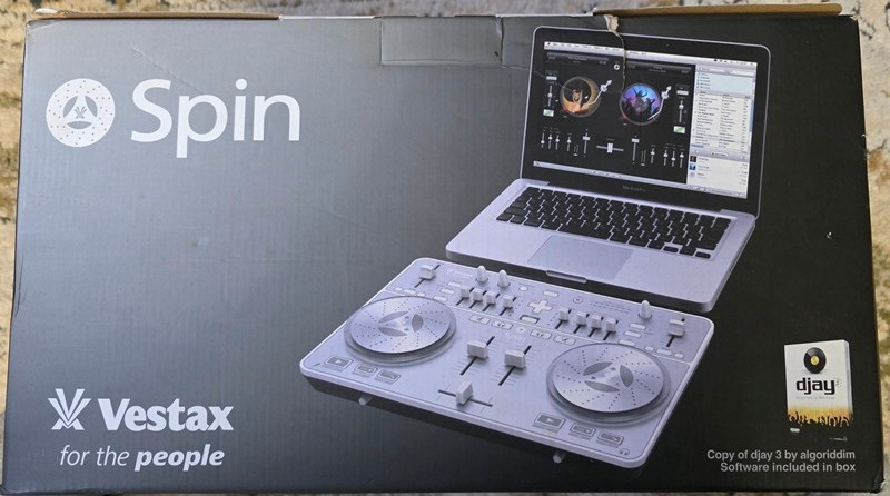 Vestax Spin USB MIDI/AUDIO DJ Controller for Mac computers
