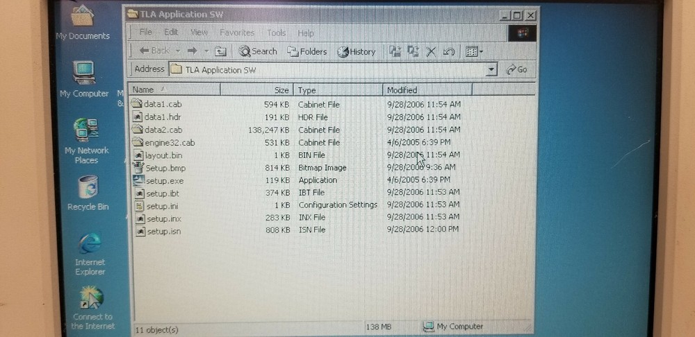 Tektronix TLA715 Logic Analyzer