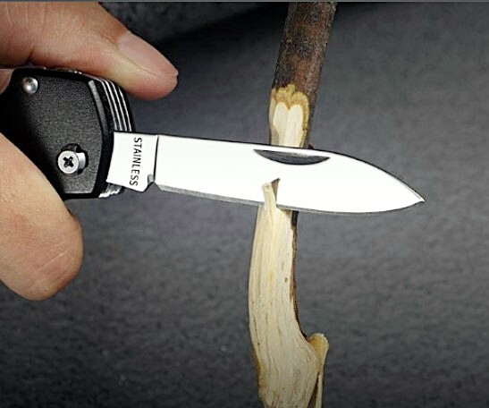 High Quality Multi-Tool Pocket Knife With 15 Functional Tools