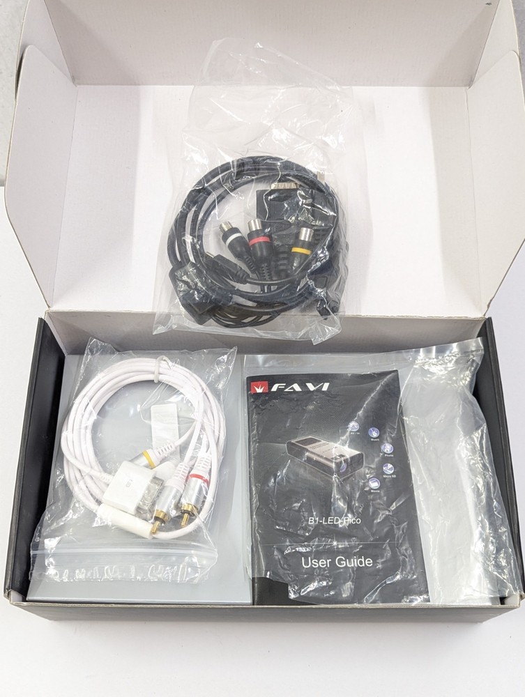 FAVI Mini LED Projector Business Edition