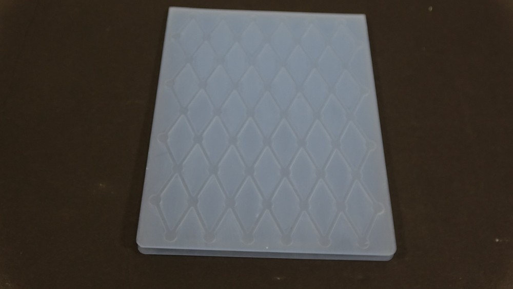 Lifestyle Crafts Quickutz Embossing Folder Diamonds & Dots