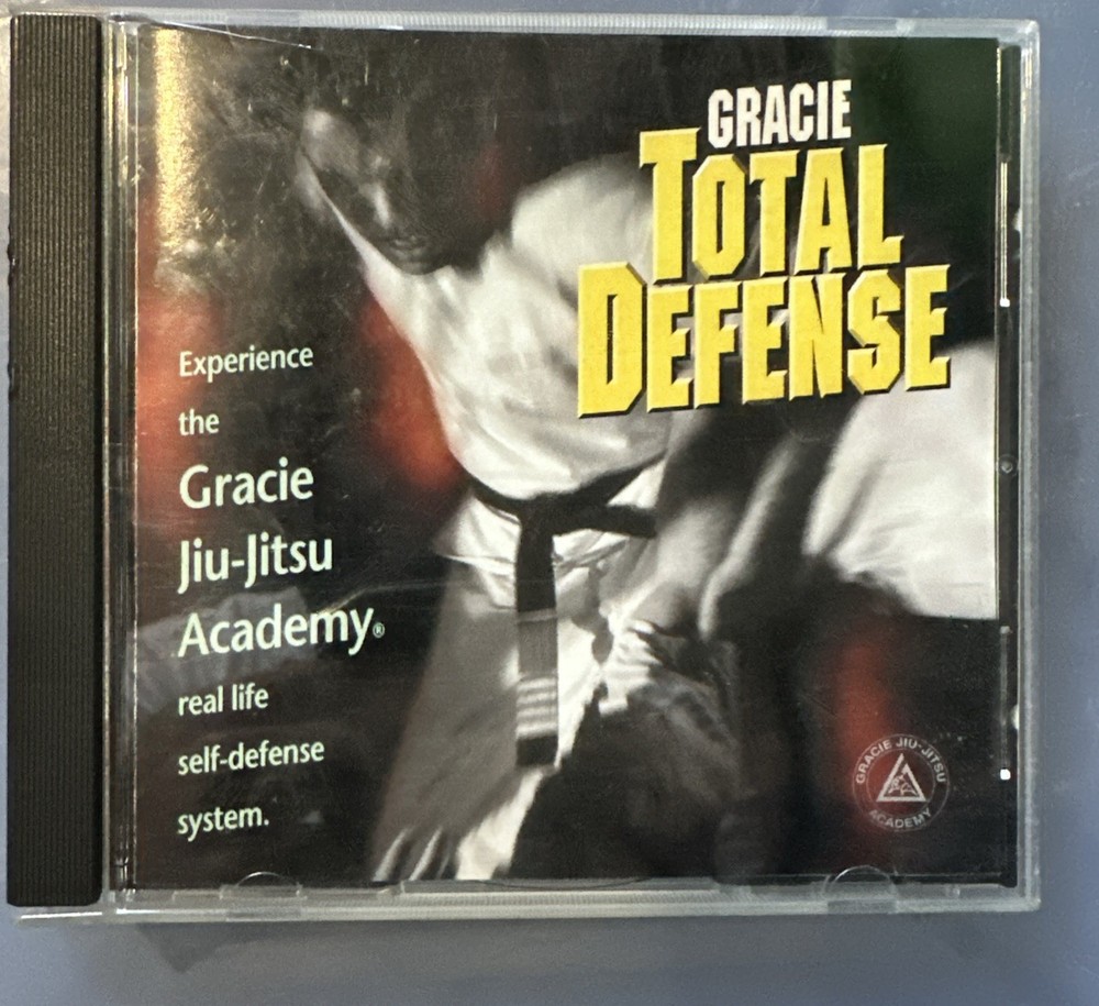 Gracie Total Defense CD Room 1996 Interactive Learning Cube Great Condition