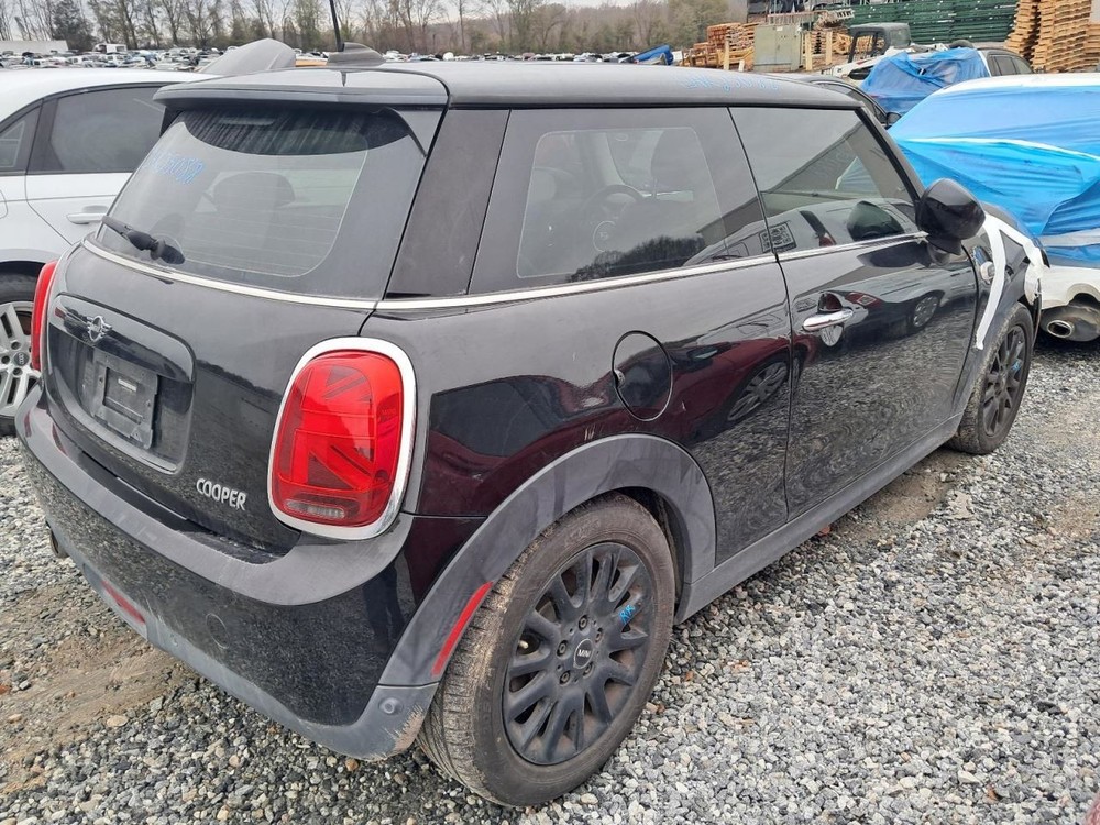 MINI 1 2020 Glove Box 4888253