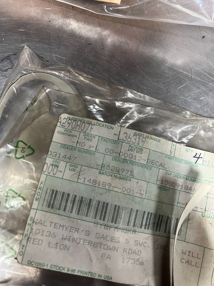 L36319 OEM John Deere Decal