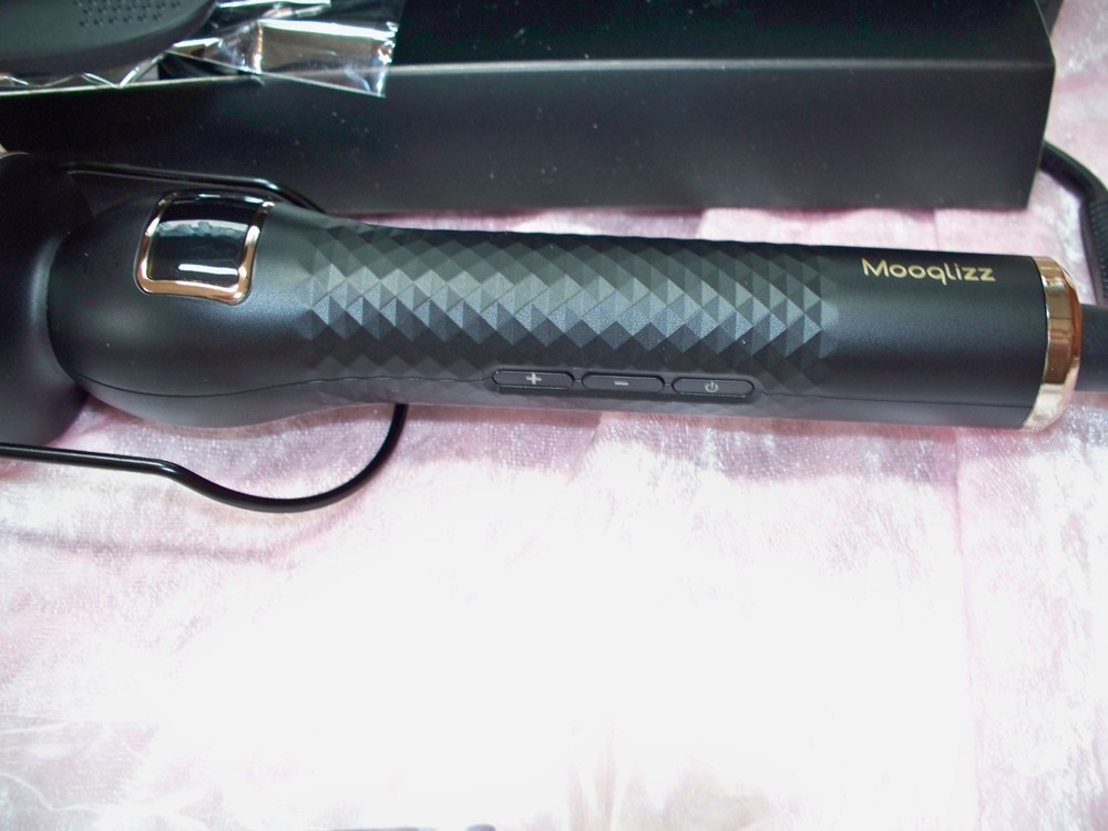 Magic Curl-2" Ceramic Iron 12 Temperature Settings-Dual Voltage By Mooqlizz NEW