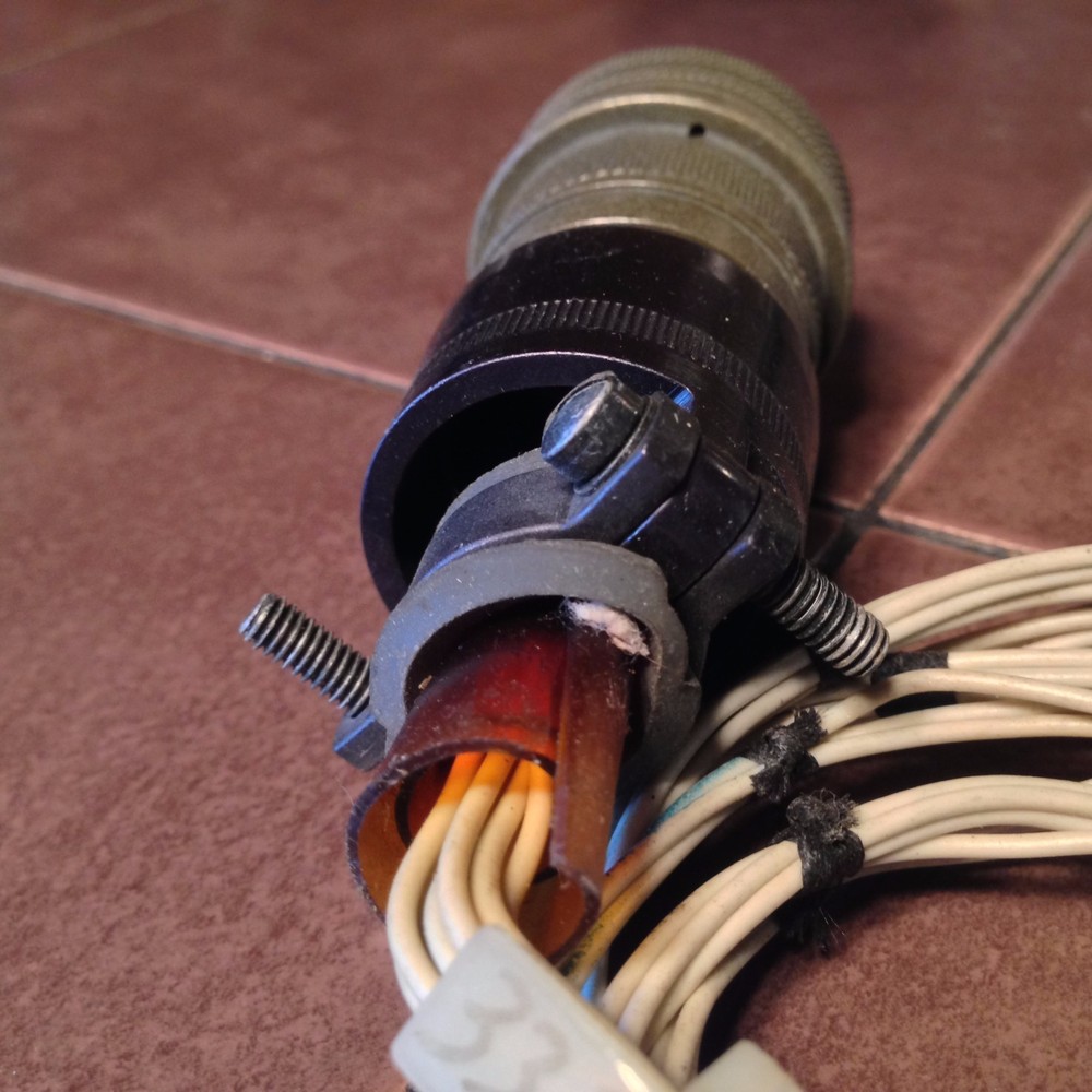 Collins 332E-4 Gyro Connector with wires